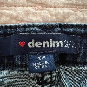 Denim Bermuda Dark Wash size 20w